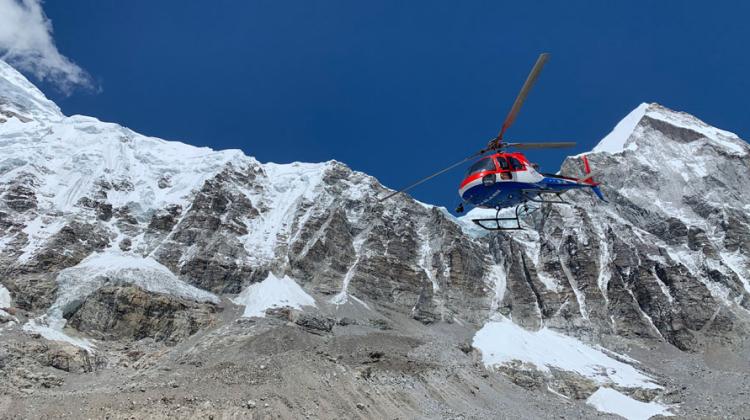Everest Dreams: A Honeymoon Tour above the Clouds